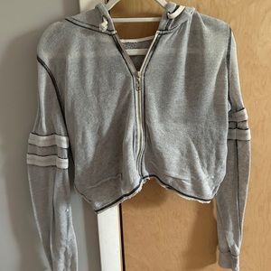 BILLABONG SHEER ZIP UP! Size small, great condition!!